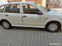 Używany Skoda Fabia 75 KM (55 kW) 2003 Biały Hatchback