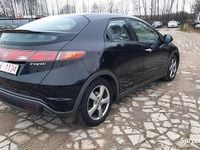 Używany Honda Civic 83 KM (61 kW) 2006 Czarny Hatchback