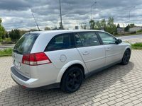 używany Opel Vectra 1.9dm 120KM 2004r. 238 916km