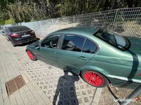 używany BMW 323 i gruz