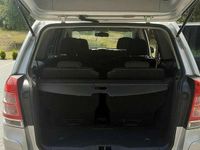 Używany Opel Zafira Cosmo 2012 Srebrny Minivan