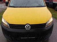 Używany VW Caddy 102 KM (75 kW) 2012 Złoty Minivan
