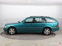 Używany Mercedes C250 1997 Zielony Kombi