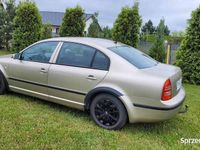 Używany Skoda Superb 2003 Beżowy Sedan/Limuzyna