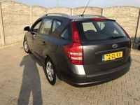 używany Kia Ceed 1.6dm 126KM 2010r. 165 000km