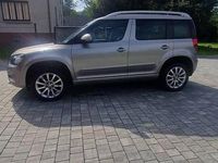 Używany Skoda Yeti 2015 Srebrny SUV