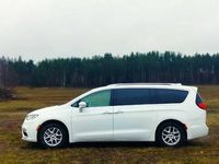 używany Chrysler Pacifica LIFT BEZWYPADKOWA