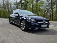 Używany Mercedes C350e 2016 Niebieski Kombi