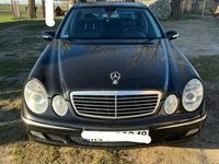 Używany Mercedes E320 Avantgarde 2003 Czarny Sedan/Limuzyna