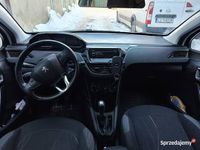 Używany Peugeot 208 2012 Biały Hatchback