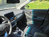 Używany Hyundai i30 120 KM (88 kW) 2022 Granatowy Sedan/Limuzyna