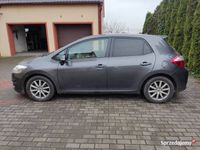 używany Toyota Auris 4,2l/100km mega ładny 2010r