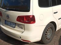 Używany VW Touran 105 KM (77 kW) 2011 Beżowy Minivan