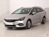 Używany Opel Astra 2020 Srebrny Kombi