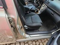 używany Toyota Avensis Sprzedam