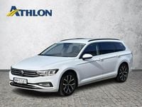 Używany VW Passat 150 KM (110 kW) 2023 Biały Kombi