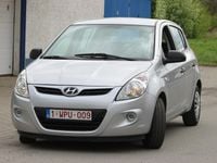 Używany Hyundai i20 78 KM (57 kW) 2010 Srebrny Hatchback