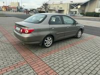 Używany Honda City 2007 Brązowobeżowy Sedan/Limuzyna