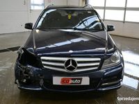 Używany Mercedes C200 Avantgarde 136 KM (100 kW) 2012 Granatowy Kombi