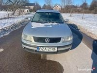Używany VW Passat 1999 Srebrny Sedan/Limuzyna