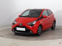 Używany Toyota Aygo 2018 Czerwony Hatchback
