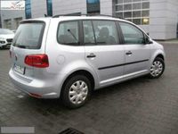 używany VW Touran 1.6dm 105KM 2011r. 182 000km