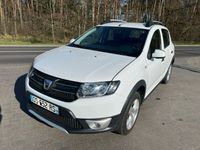 używany Dacia Sandero 0.9dm 90KM 2015r. 105 244km