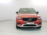 używany Volvo XC40 2dm 197KM 2022r. 37 000km