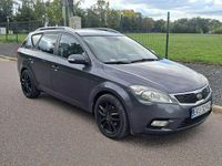 używany Kia Ceed CRDi 1.6 2010r Klima AUX USB Isofix Czujniki Skóra Kombi FIlm I …