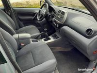 używany Toyota RAV4 2,0 benzyna 4x4 5-drzwi manual z Niemiec