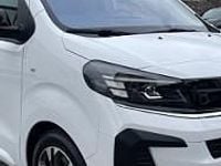 używany Opel Zafira D Extra Long L2H1 Business AT8 Extra Long L2H1 Business AT8 2.0 180KM