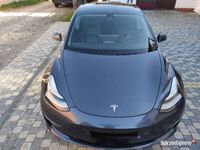 używany Tesla Model 3 4x4