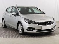 Używany Opel Astra 105 KM (77 kW) 2019 Srebrny Hatchback