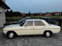 używany Mercedes 230 