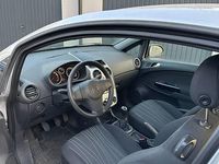 Używany Opel Corsa 2007 Srebrny Hatchback