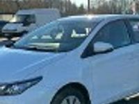 używany Toyota Auris II 1.6 Active