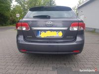 Używany Toyota Avensis 2013