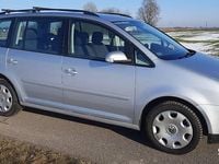 Używany VW Touran 2004 Srebrny Minivan