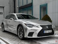 Używany Lexus LS500h 2021 Srebrny Sedan/Limuzyna