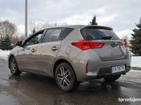 używany Toyota Auris Hybrid 