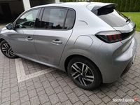 używany Peugeot 208 Allure 2022 1.2 100KM