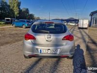 Używany Opel Astra 88 KM (64 kW) 2010 Srebrny Hatchback