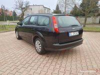 używany Ford Focus kombi 1.6 benzyna 2006rok