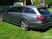 używany Mercedes E200 W213 -- 2.0 - 184km - 9G - TRONIC -- AMG Line