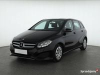 Używany Mercedes B200 2016 Czarny Minivan