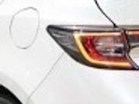 Używany Toyota Corolla Executive 184 KM (135 kW) 2019 Biały Hatchback