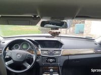 Używany Mercedes E200 2010