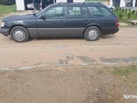 Używany Mercedes E220 1994 Kombi