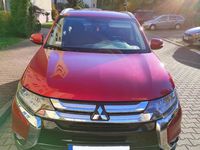 używany Mitsubishi Outlander 2.0 z polskiego salonu, w 100% sprawne