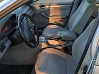 Używany BMW 320 1998 Srebrny Sedan/Limuzyna